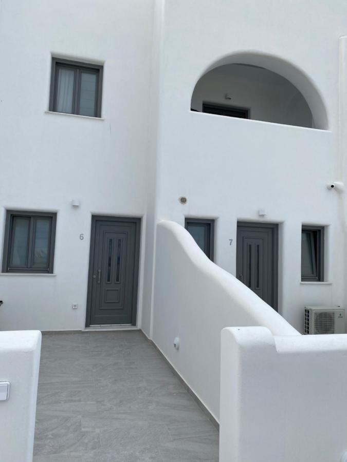 Petran Apartment ฟิรา ภายนอก รูปภาพ