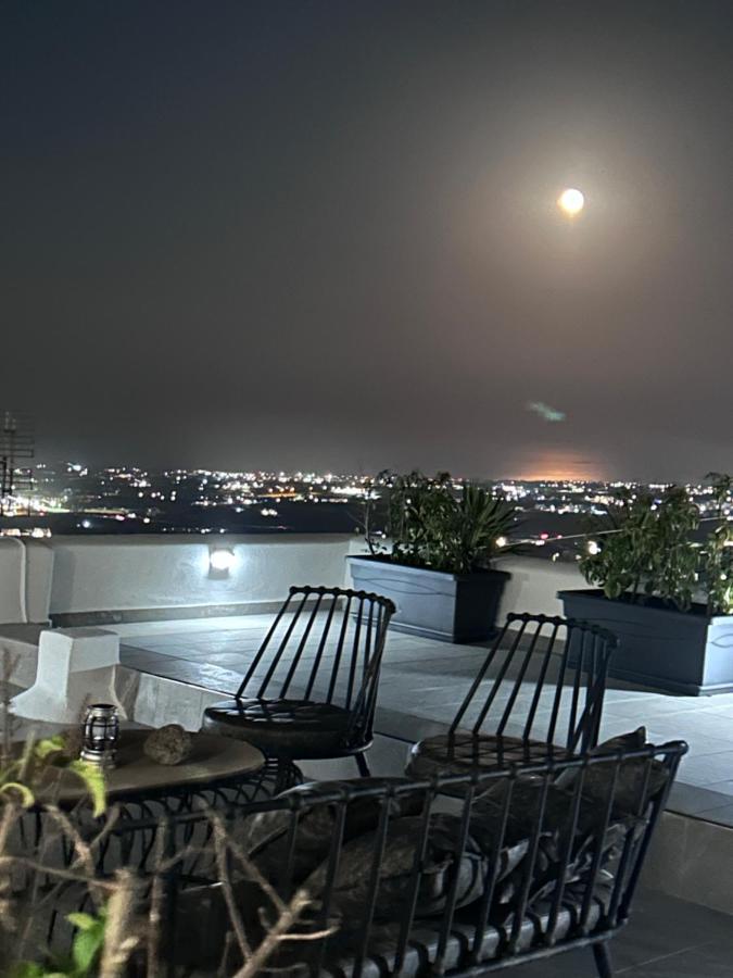 Petran Apartment ฟิรา ภายนอก รูปภาพ